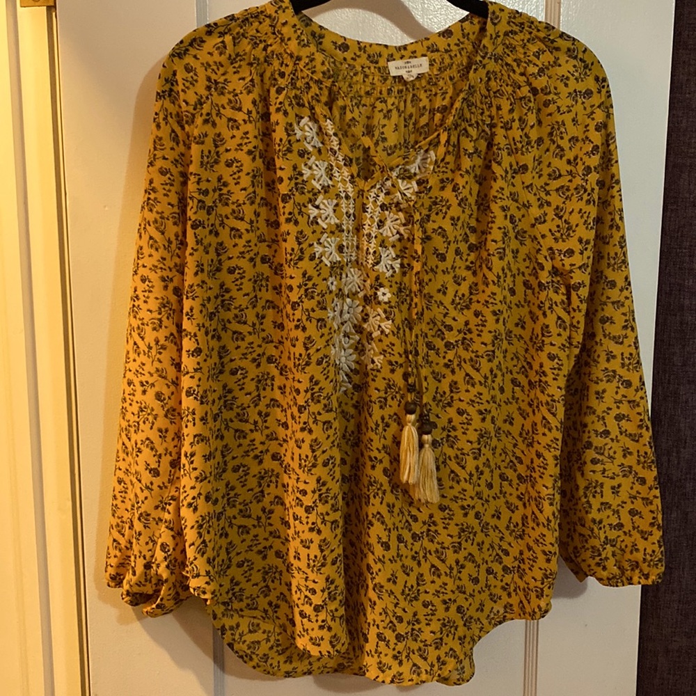 Mason and Belle embroidered top